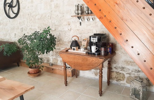 Vauxaillon House | Nice home in VAUXAILLON with WiFi