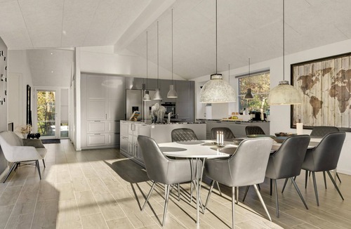 Rageleje House | Nice home in Vejby with kitchen