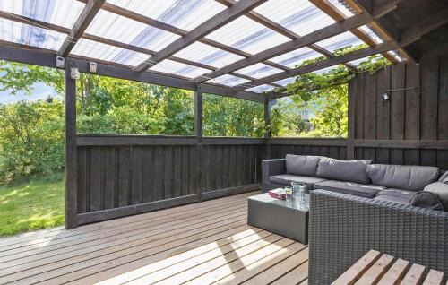 Holloselund House | Nice Home In Vejby With Wifi