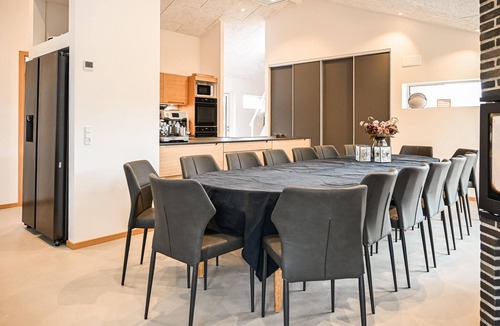 Vejers House | Nice home in Vejers Strand with WiFi