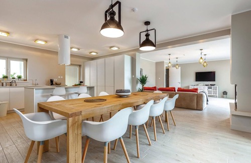 Veprinac House | Nice home in Veprinac with sauna