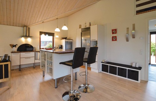Vinderup House | Nice home in Vinderup with WiFi