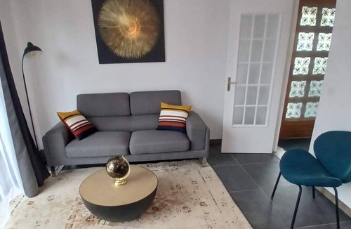 Gurgy House | Nice house 🏠