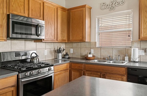 Pioneer Crossing House | Nice house in a quiet neighborhood with plenty room for family, pet Friendly.