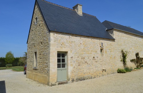 Monceaux-en-Bessin Cottage | Nice house in Bayeux in an outstanding site.