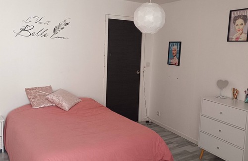 Neuville-de-Poitou House | Nice house near Futuroscope