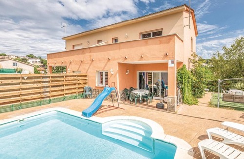 Vidreres Villa | Nice house with private pool and barbacue