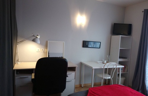 Carcassonne House | Nice independent room near La Cité