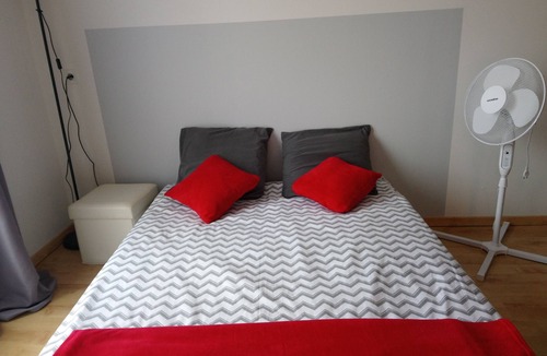 Carcassonne House | Nice independent room near La Cité