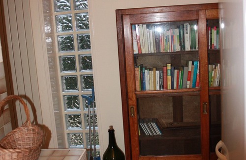 Barbizon House | Nice little independent studio