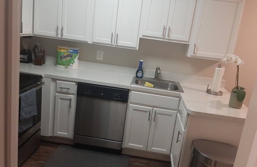 West End Apartment | Nice one bedroom apartment.