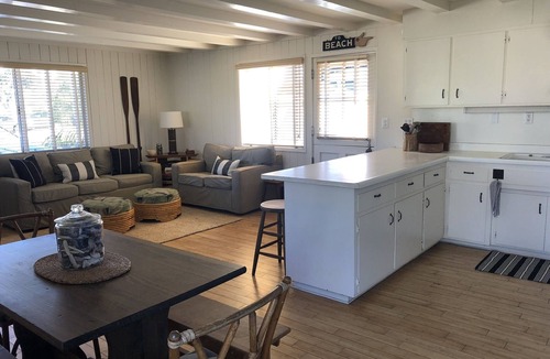Carpinteria Condo | Nice One Bedroom Seaside Flat