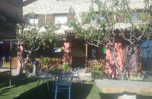 Santorens Cottage | Nice pairal house