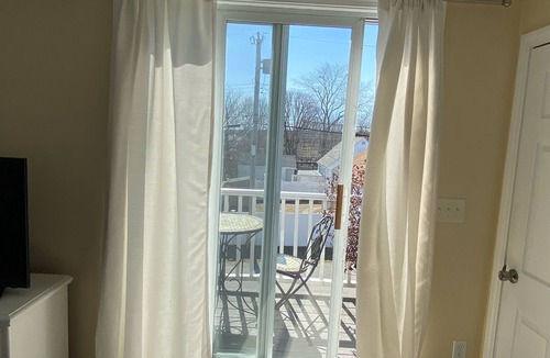 Portsmouth House | Nice Private Space Short Walk To The Beach