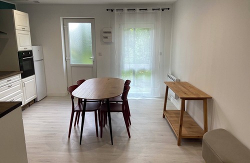 Bruay-la-Buissiere Apartment | Nice, quiet studio