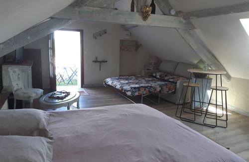 Beaulieu-sur-Layon House | Nice room for a night in transit