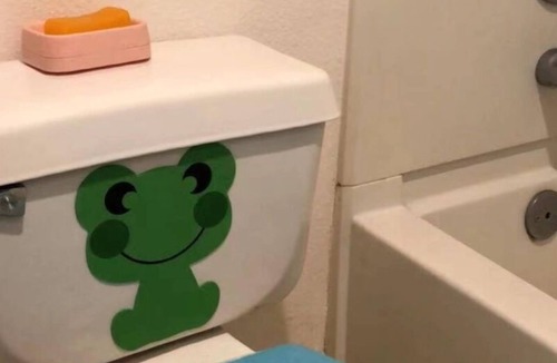 Richmond House | Nice room with shared bathroom