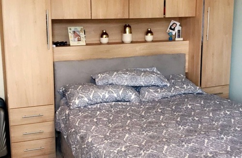 Alexandra House | Nice rooms in bungalow