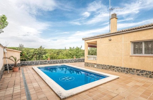 Mont Barbat Villa | Nice spacious vacation villa