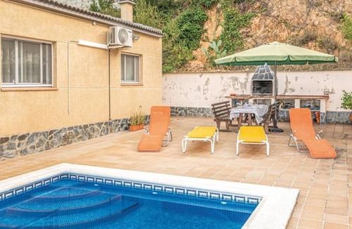 Mont Barbat Villa | Nice spacious vacation villa