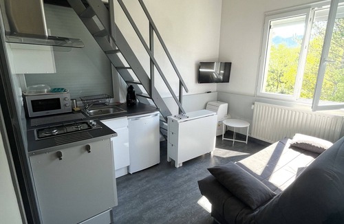 Die Apartment | Nice studio 17 m² equipped with swimming pool and