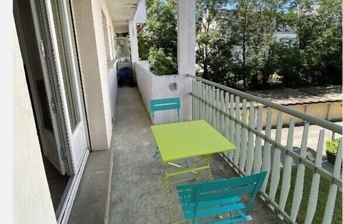 Gap Apartment | Nice studio downtown parking
