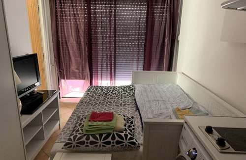 Vaulx-en-Velin Apartment | Nice studio with all mod cons