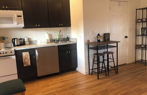 Stanley Apartment | Nice studio with WiFi in charming Stanley