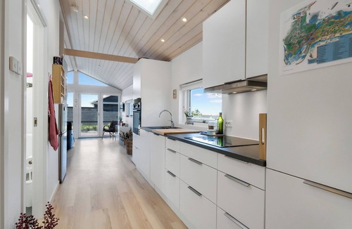 Karrebksminde House | Nice summer house near the waters edge