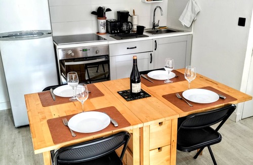 Tamaris Apartment | Nice T2 near the sea, 4 persons, terrace, swimming pool, secured residence, parking