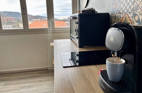 Royat Apartment | Nice view 500m from the spa