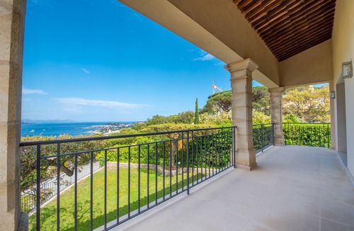 Cote d'Azur- French Riviera Villa | Nice villa completely renovated