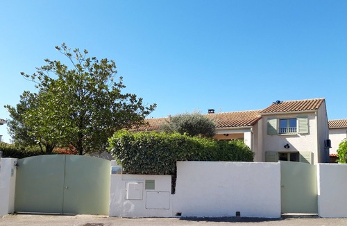 Teyran House | Nice villa with garden