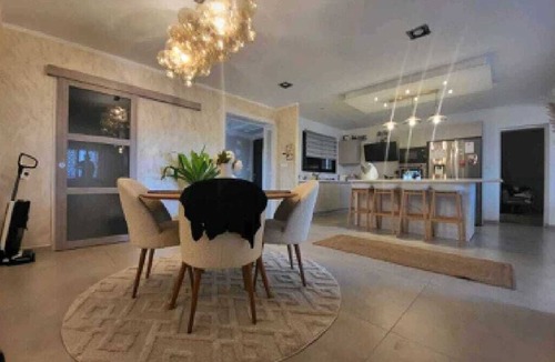 Piolenc Villa | Nice villa with pool