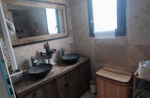 Piolenc Villa | Nice villa with pool