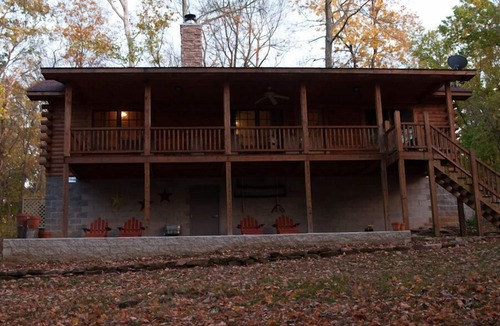 Smyrna Cabin | Nicely Appointed Cabin in Scenic Setting. Family-friendly, Romantic Too!