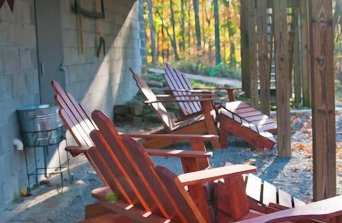 Smyrna Cabin | Nicely Appointed Cabin in Scenic Setting. Family-friendly, Romantic Too!