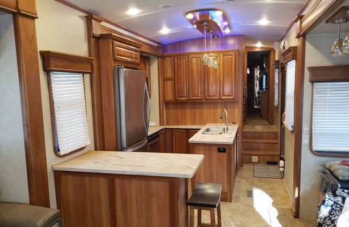 Stanton House | Nicely Furnished, Stationery RV for Cozy Weekend GetAways and OVERFLOW sleeping