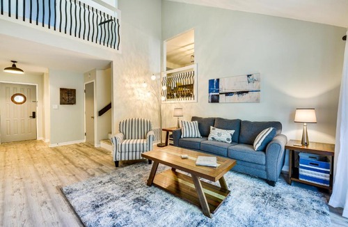 Niceville House | Niceville Retreat w/Boat Dock, Golf Course & Pool
