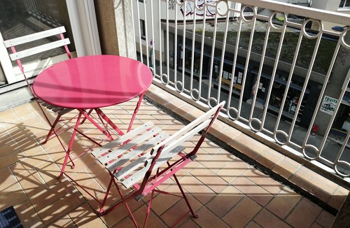Quartier Chorier-Berriat Apartment | Nicolas III: 2 bedrooms, parking, balcony, comfortable and quiet