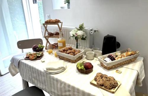 Saint-Pierre - Rene II - Bonsecours Apartment | Nid Chic et Cosy au Cœur de Nancy avec Jardin