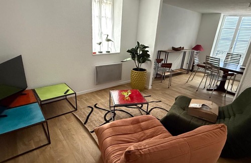 Champeix Apartment | Nid de caractère