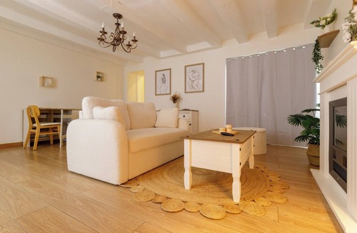 Belabre House | Nid de L'évasion