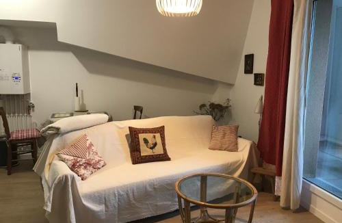 Pont-l'Eveque Apartment | Nid douillet a pont l eveque