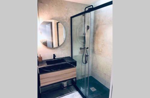 Quartier Chorier-Berriat Apartment | Nid Douillet - BEL APPARTEMENT avec GARAGE