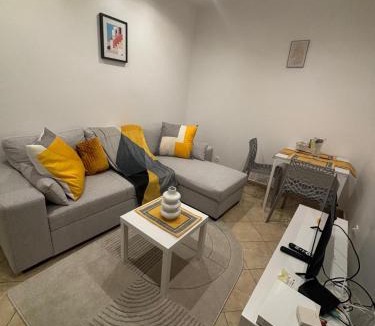 Bobigny Apartment | Nid douillet Bobigny proche Paris
