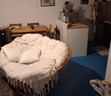 Aiguillon House | Nid douillet