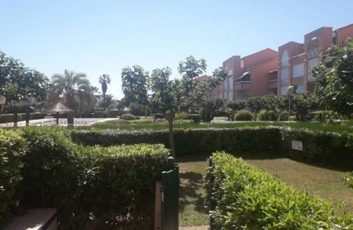 Palavas-les-Flots Apartment | Nid Douillet F2 Avec Jardin, Plage 200 m, Parking Privé, Piscine