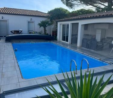 Villemoustaussou House | Nid douillet