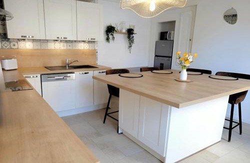 Pont-Audemer Apartment | Nid Normand building 1620 - 4 bedrooms - hyper center